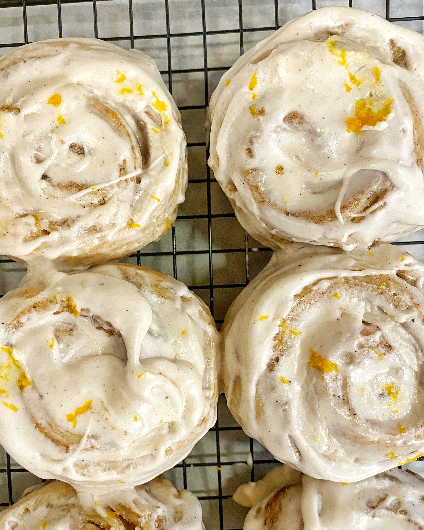 Chai Cinnamon Rolls For SATURDAY JANUARY 25, 11:00 AM Pick Up