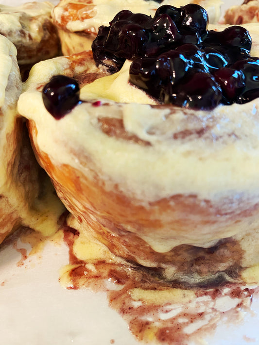 Blueberry Lemon Cinnamon Rolls for Saturday, June 28th, 12:00 Noon Pick Up