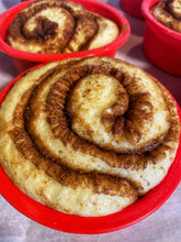 Load image into Gallery viewer, Monthly Cinnamon Roll Subscription
