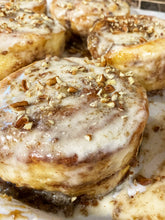 Load image into Gallery viewer, Pecan Pie Cinnamon Rolls for November 9 Pickup!
