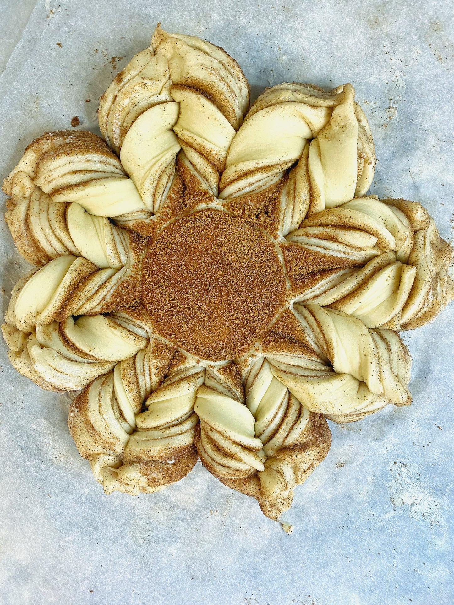 Beginner Cinnamon Roll Holiday Wreath Workshop